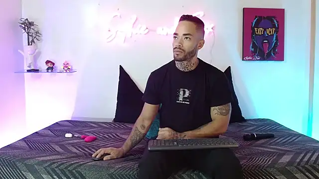 SophieFoxx17 online show from March 2026 12:50:02 PM