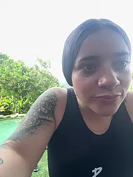 SophieFoxx17 online show from June 2026 01:23:01 PM