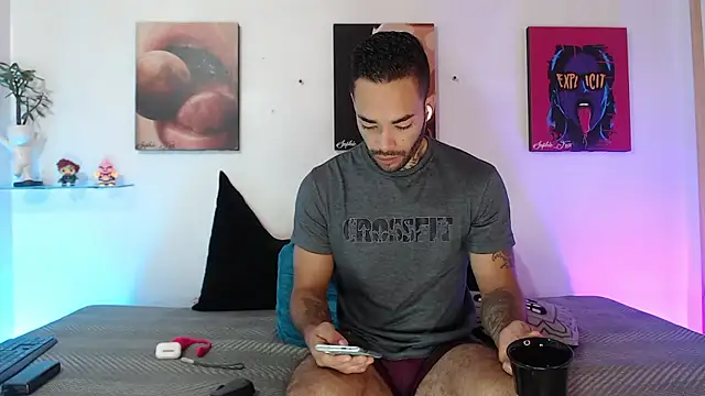 SophieFoxx17 online show from January 2026 12:11:02 PM