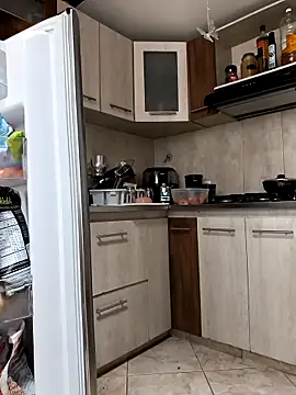 Snapshot of shelby_kutter chatting on November 2025 04:18:02 PM shelby kutter online show from November 2025 04:18:02 PM