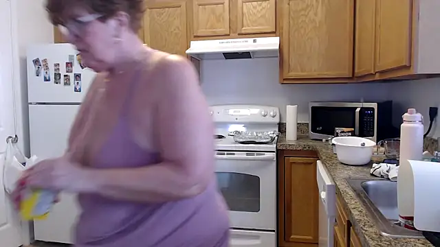 plusizebigbooty online show from March 2025 04:00:02 PM