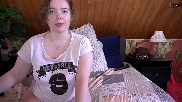 Snapshot of TessaWinter chatting on October 2025 02:28:02 PM TessaWinter online show from October 2025 02:28:02 PM
