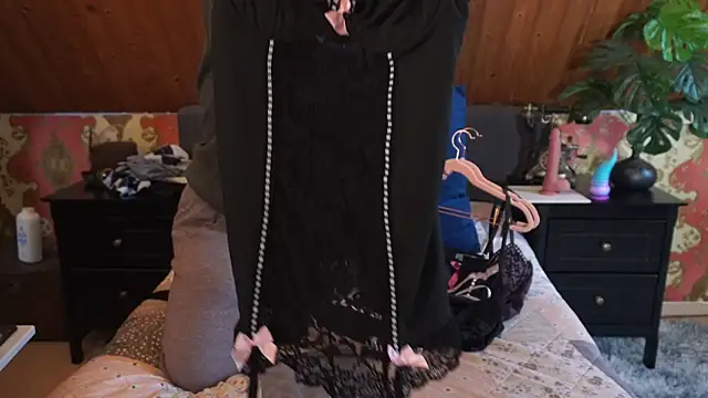 TessaWinter online show from April 2026 03:29:02 PM