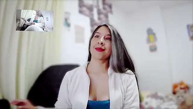 Snapshot of malishka18 chatting on January 2025 02:00:02 AM malishka18 online show from January 2025 02:00:02 AM