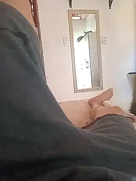 JOHN GOSTOSO online show from December 2025 12:51:01 PM