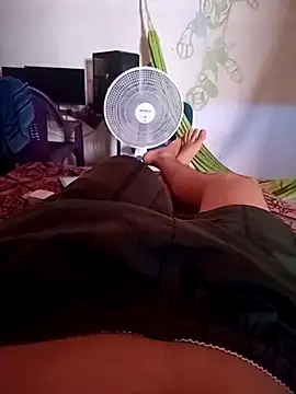 JOHN GOSTOSO online show from November 2025 03:49:01 PM