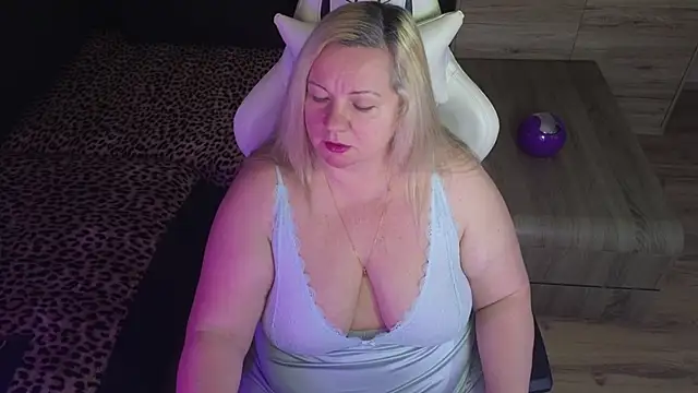 MolligSpielle online show from November 2025 06:52:02 PM