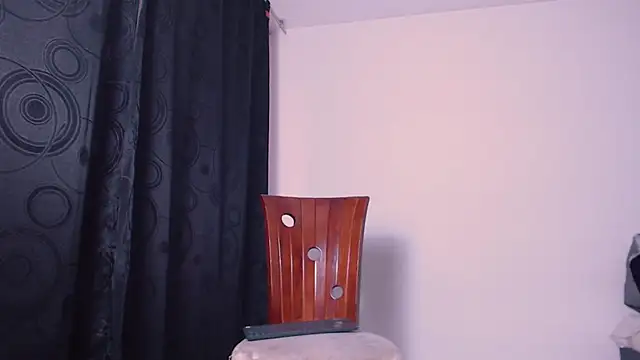 nicolstivens online show from February 2025 10:09:02 PM