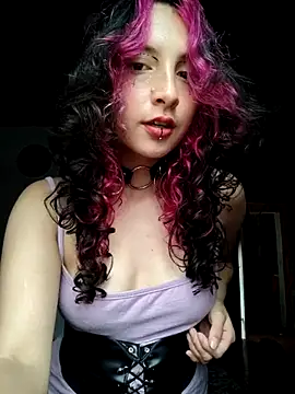  Laary online show from September 2025 08:27:01 PM