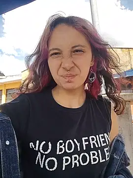  Laary online show from April 2026 07:33:01 PM