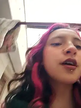  Laary online show from September 2025 08:49:02 PM