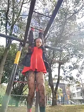  Laary online show from September 2025 08:04:02 PM