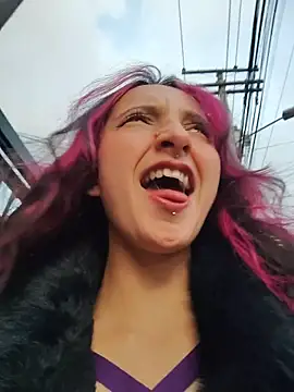  Laary online show from March 2026 10:59:01 PM