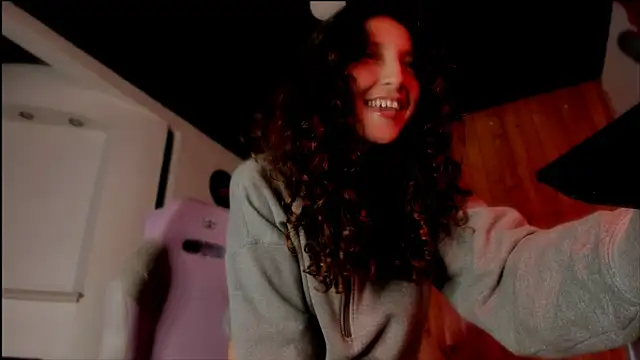  Laary online show from February 2025 11:41:01 PM