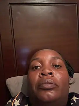 Snapshot of Realdiva02 chatting on June 2026 07:15:02 PM Realdiva02 online show from June 2026 07:15:02 PM