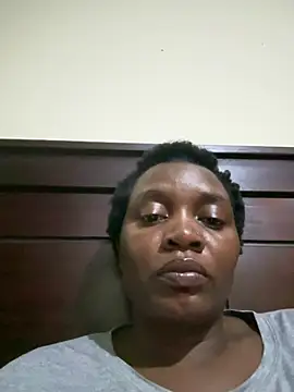 Snapshot of Realdiva02 chatting on February 2026 08:43:01 PM Realdiva02 online show from February 2026 08:43:01 PM