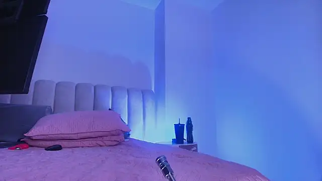 britanyy  online show from November 2025 03:17:02 AM