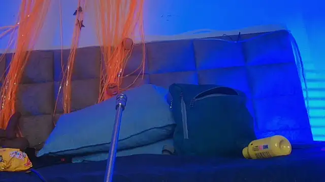 britanyy  online show from October 2025 03:06:02 AM