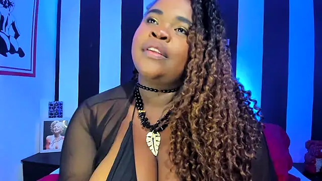 Snapshot of YeminaLeman chatting on February 2025 12:38:01 PM YeminaLeman online show from February 2025 12:38:01 PM