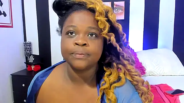 YeminaLeman online show from November 2025 04:06:02 PM