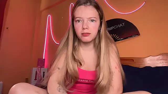 -veranito- online show from November 2025 09:07:01 PM