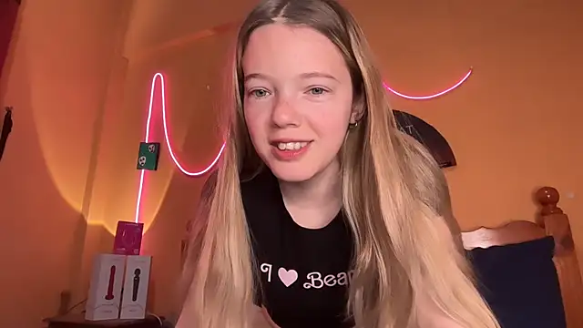 -veranito- online show from November 2025 09:08:01 PM