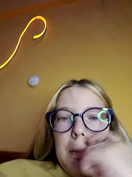 Snapshot of -veranito- chatting on March 2025 03:11:01 AM -veranito- online show from March 2025 03:11:01 AM