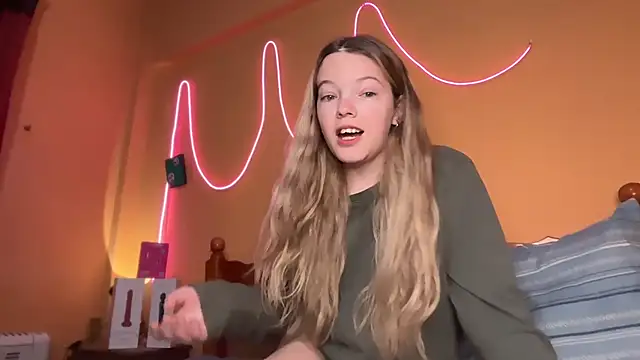 -veranito- online show from October 2025 03:05:02 AM