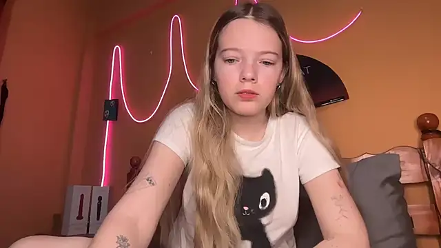 -veranito- online show from December 2025 03:02:01 AM