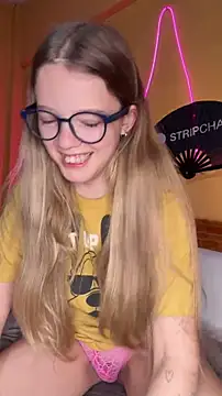 -veranito- online show from April 2026 03:12:01 AM