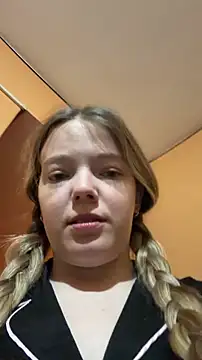 -veranito- online show from February 2026 02:57:02 AM