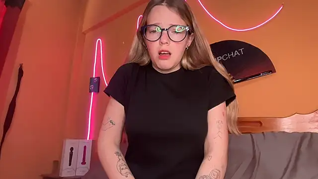 -veranito- online show from December 2025 09:09:02 PM