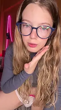 -veranito- online show from February 2026 03:06:02 AM