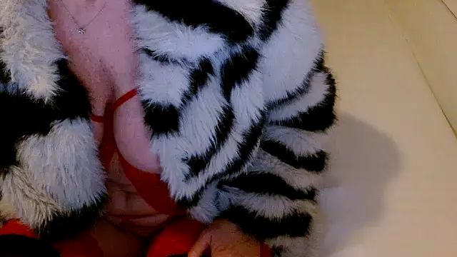 34MANON online show from November 2025 06:36:02 AM