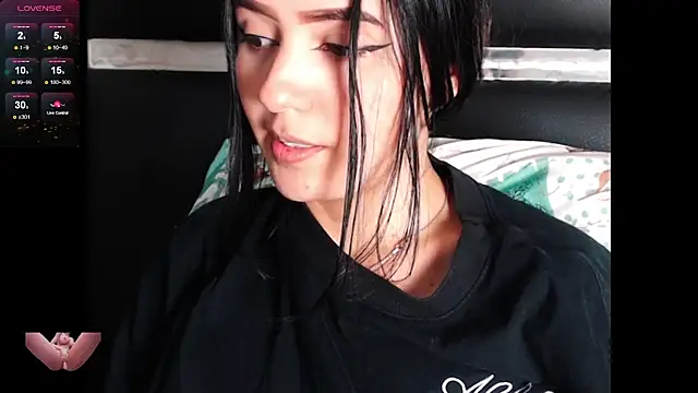 Danae 999 online show from March 2026 11:30:01 PM