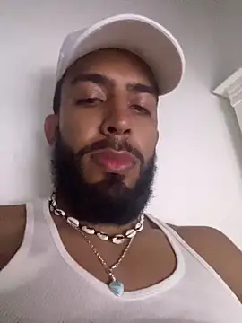 Alessandro  Rossi online show from March 2026 10:56:02 AM