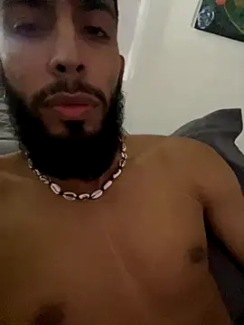 Snapshot of Alessandro__Rossi chatting on November 2025 08:40:01 AM Alessandro Rossi online show from November 2025 08:40:01 AM