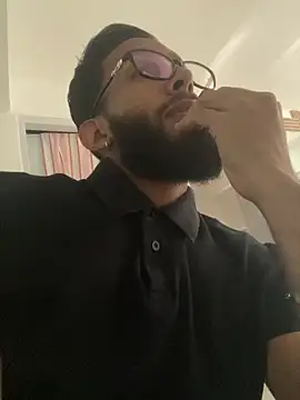 Alessandro  Rossi online show from January 2026 06:22:02 PM