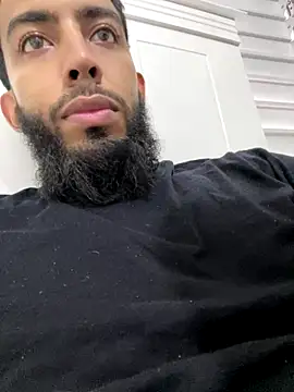 Alessandro  Rossi online show from December 2025 03:49:02 PM