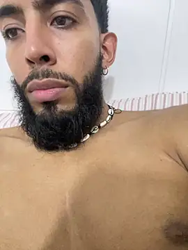 Alessandro  Rossi online show from December 2025 05:57:05 PM