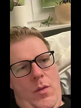 AnnualSunrise online show from October 2025 08:30:02 PM