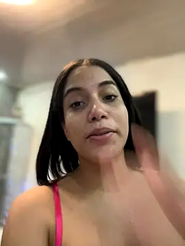 Snapshot of _Eurekaa_ chatting on October 2025 01:51:02 AM Eurekaa online show from October 2025 01:51:02 AM