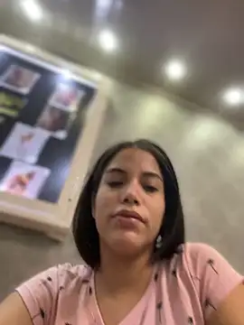 Snapshot of _Eurekaa_ chatting on October 2025 02:56:02 AM Eurekaa online show from October 2025 02:56:02 AM