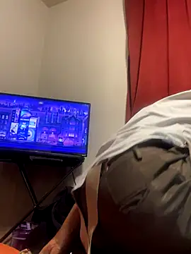 Snapshot of KingB8r chatting on October 2025 09:26:02 PM KingB8r online show from October 2025 09:26:02 PM