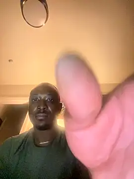 Snapshot of KingB8r chatting on November 2025 01:31:02 AM KingB8r online show from November 2025 01:31:02 AM