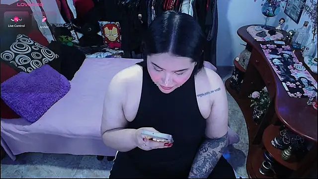 lufek23 online show from November 2025 10:32:02 PM