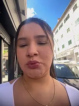 ValleryParker online show from April 2026 01:05:02 PM