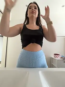 TheCinderella online show from March 2026 02:28:01 PM