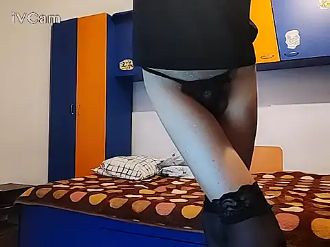 Snapshot of lorenithats chatting on November 2025 07:03:01 PM lorenithats online show from November 2025 07:03:01 PM