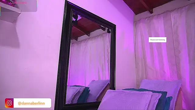danna berlin  online show from September 2025 07:16:01 PM